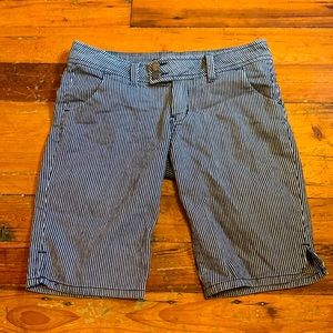 GUESS 90s low rise denim striped shorts